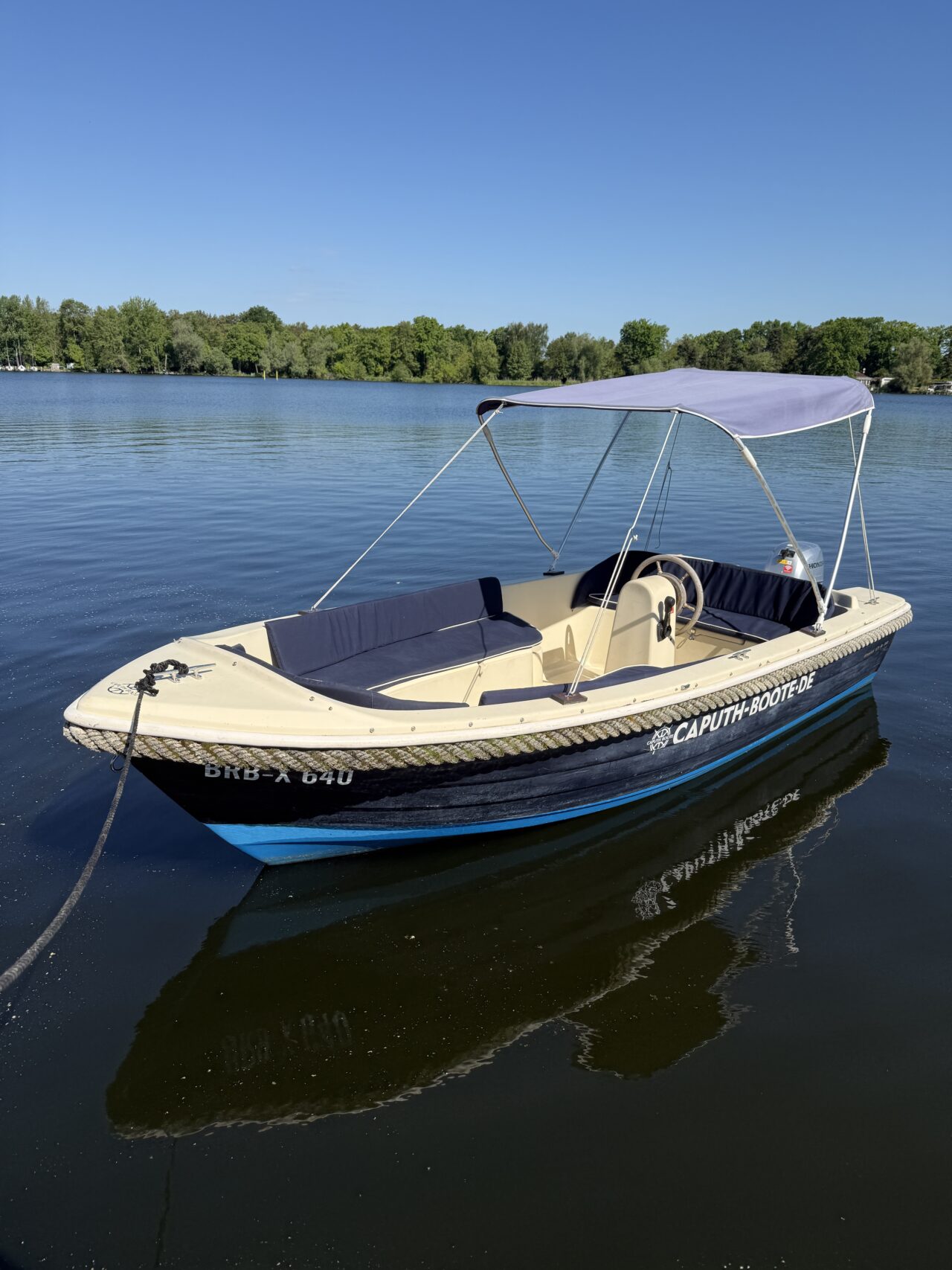 fuehrerscheinfreies Motorboot Deluxe